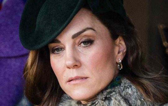 kate-middleton-non-può-camminare-Solospettacolo.it