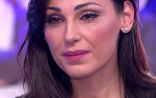 Lacrime molto amare per Anna Tatangelo