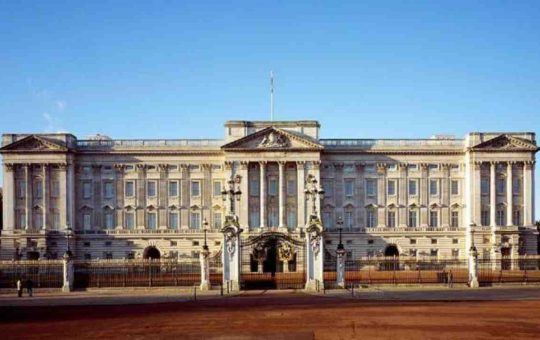 buckingham-palace-solospettacolo.it