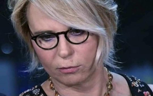 Maria-De-Filippi-raggiunta-da-lei-Solospettacolo.it