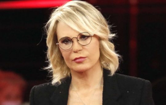 Maria-De-Filippi-cancella-Uomini-e-donne-Solospettacolo.it