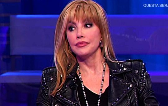 milly carlucci giuria ballando-Solospettacolo