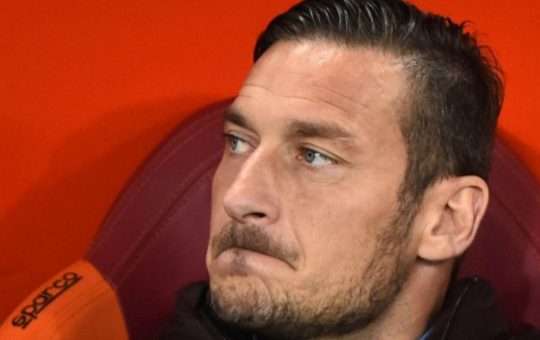 totti-perde-battaglia-Solospettacolo.it