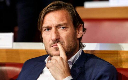 Francesco Totti serio - solospettacolo.it