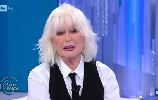 loretta goggi critiche berlusconi - Solospettacolo