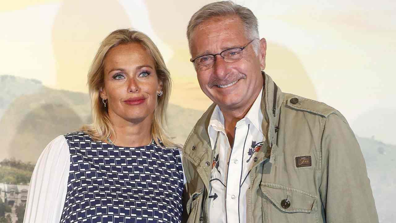 Paolo Bonolis, ora ci sperano tutti: il video fa commuovere tutti anche Sonia Bruganelli